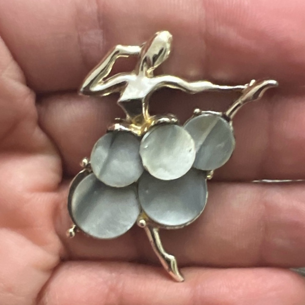 Elegant Gold and Silver Ballerina Brooch Gray Mother Of Pearl
